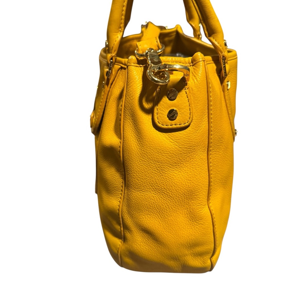 Tory Burch Amanda Hobo Bag - Picture 3 of 8